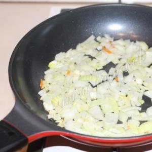 طرز تهیه خورش سبزی با کدو سبز